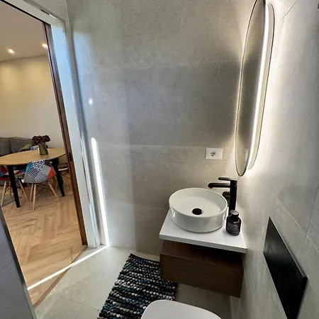 Brand New Bright & Stylish Apartman Shkodra